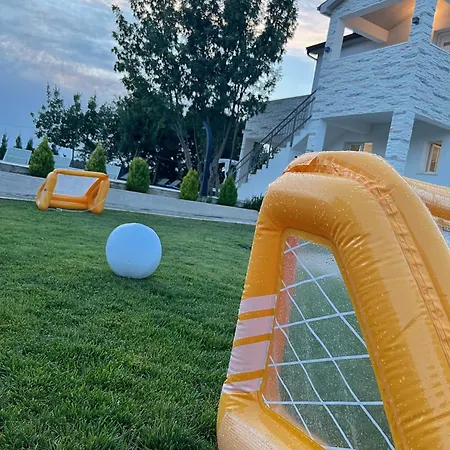 Hidden Heaven Villa *