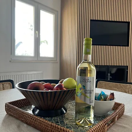 Hidden Heaven * Donje Vinovo