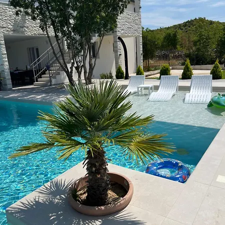 Hidden Heaven Villa Donje Vinovo