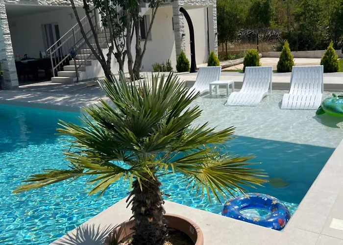 Hidden Heaven Villa Donje Vinovo